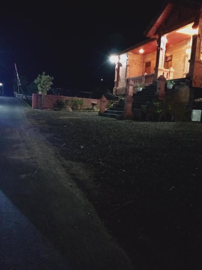 Villa Pringgitan Tawangmangu Luaran gambar